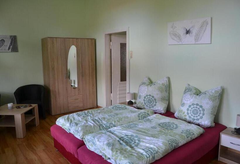 פנסיון Villa Brockenstürmer