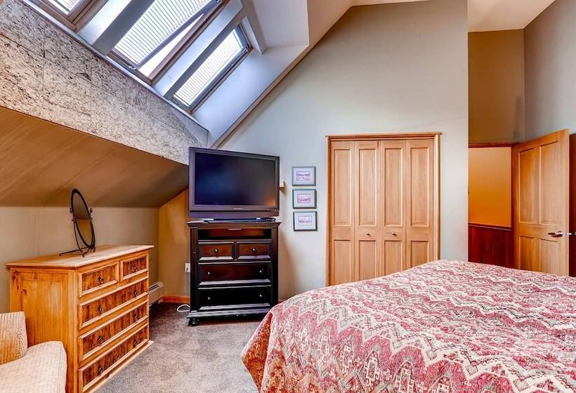 Jackpine & Black Bear Condominiums By Keystone Resort