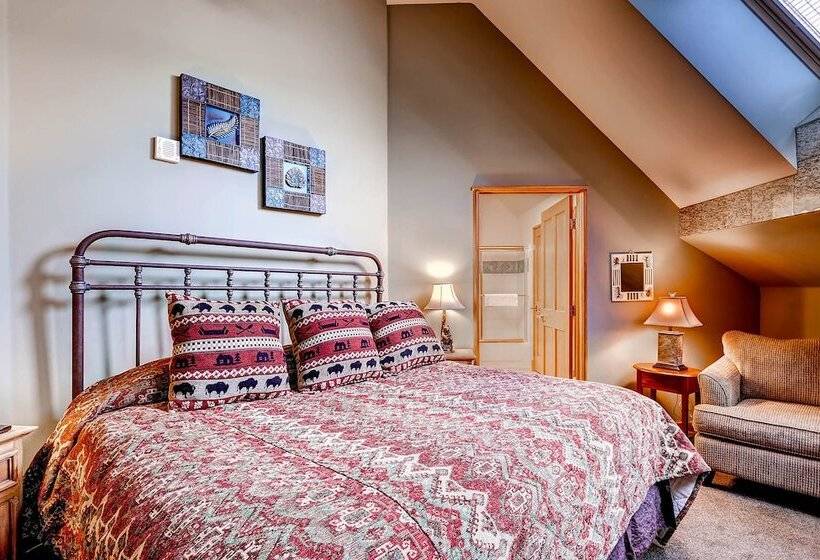 Jackpine & Black Bear Condominiums By Keystone Resort