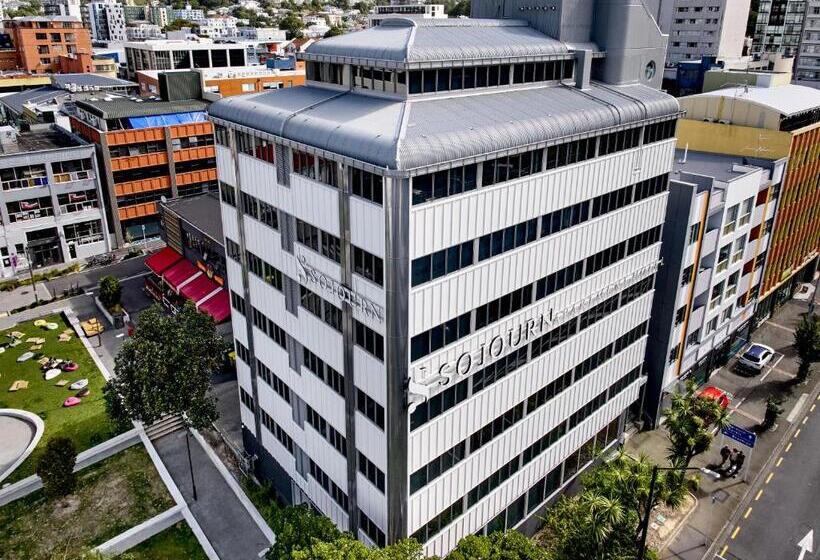 Sojourn Apartment Hotel   Ghuznee