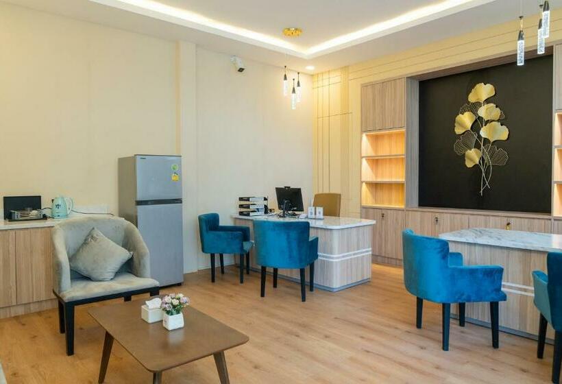 85 Soho Hotel & Apartment