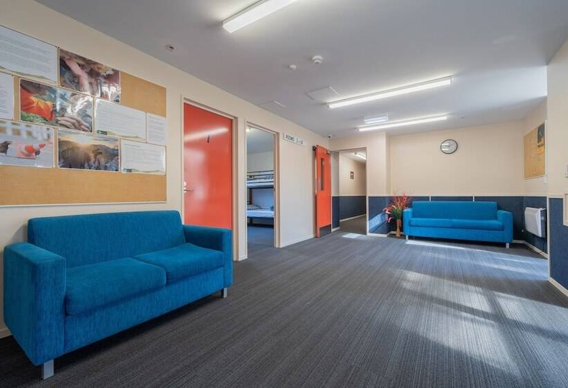 هاستل Te Anau Central Backpackers