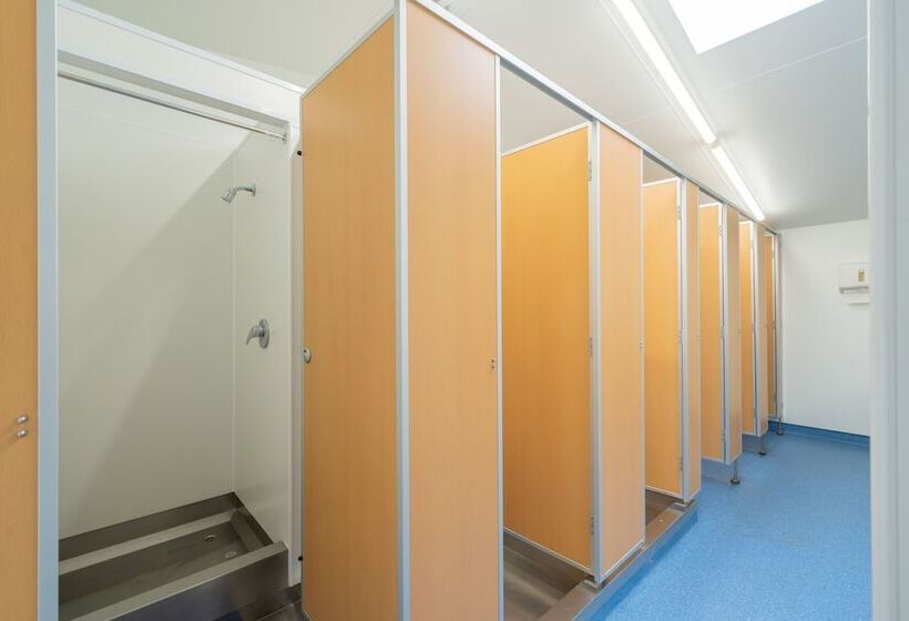 הוסטל Te Anau Central Backpackers