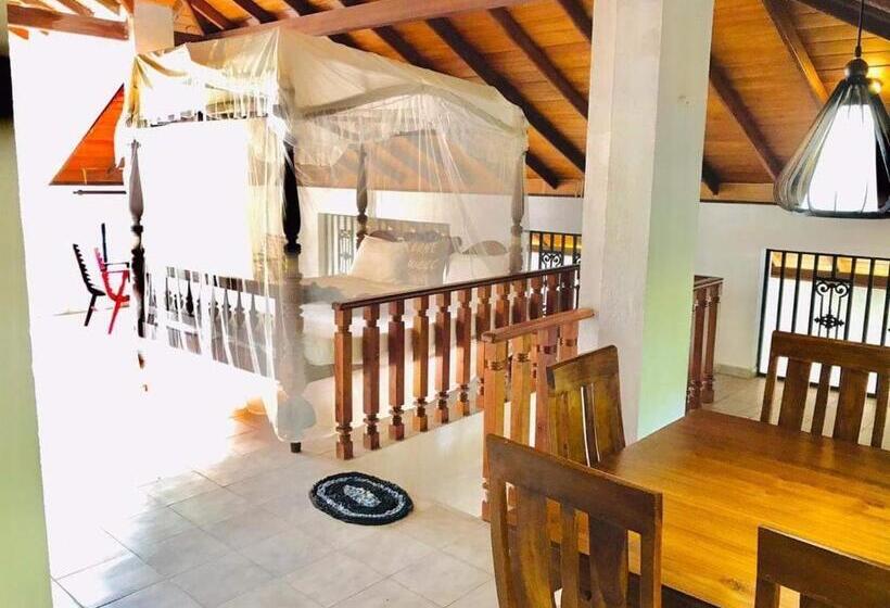 Bed and Breakfast Rosanuka Beach Villa