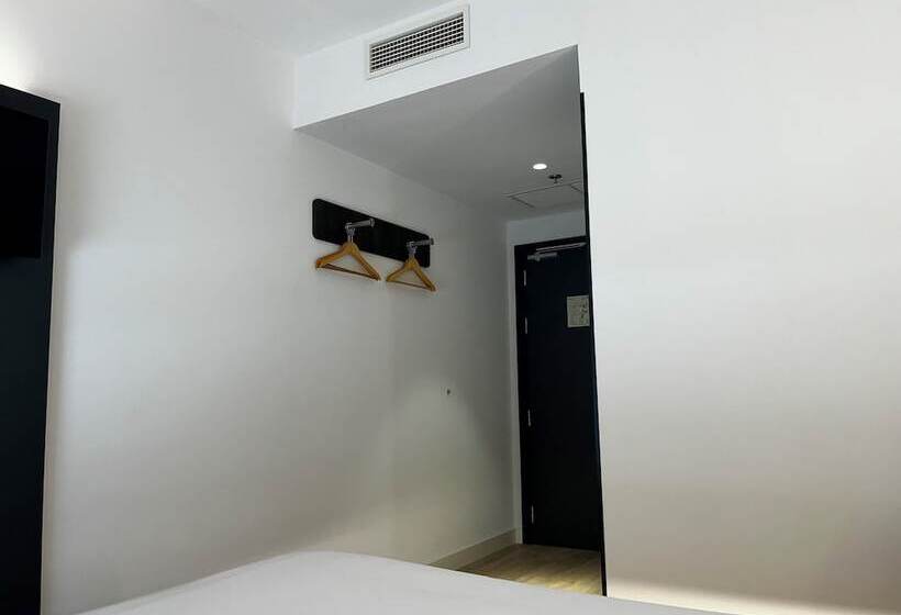 فندق فئة نجمة واحدة HS Madrid Centro Atocha