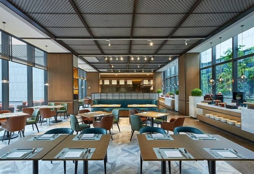 Отель Four Points By Sheraton Nanchang, Xihu