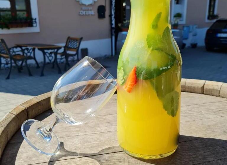 호텔 Kaštieľ Ottlýk