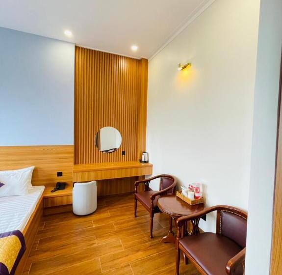 هتل Khách Sạn Sớm Phú Quý 2 Phan Rang