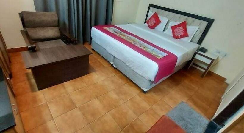 ホテル Meenakshi Palace