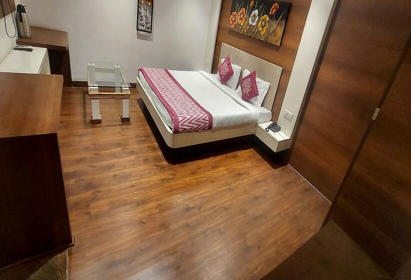 ホテル Meenakshi Palace