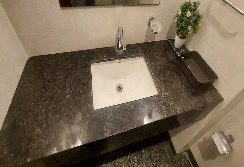 ホテル Meenakshi Palace