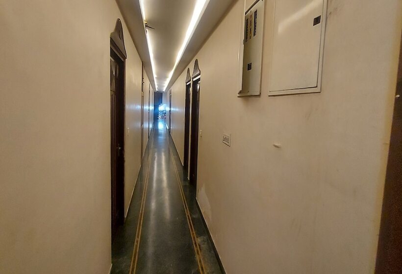 ホテル Meenakshi Palace