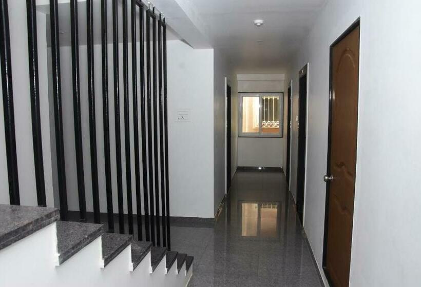 בית מלון כפרי Regal Panhala Residency