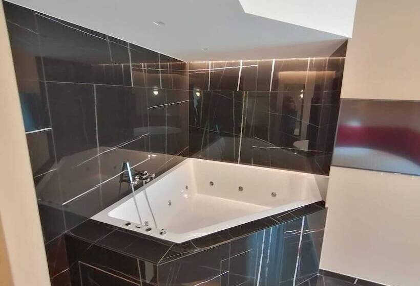 בית מלון כפרי Xbusiness