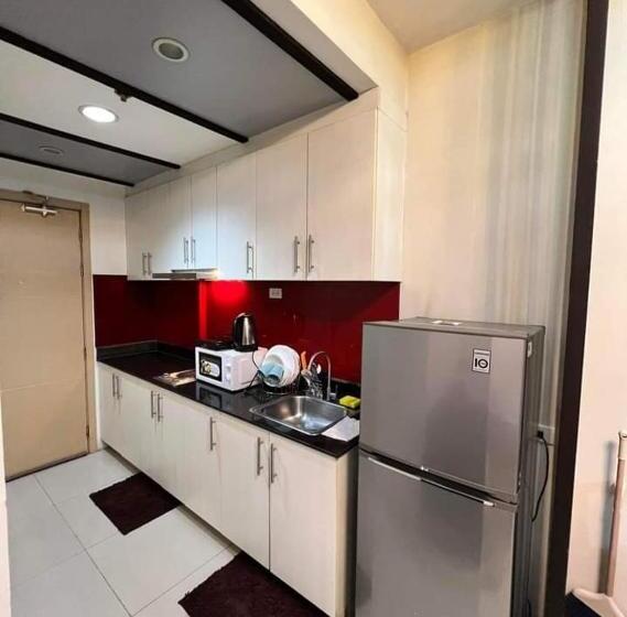 فندق Yhanz Z Sea Residences