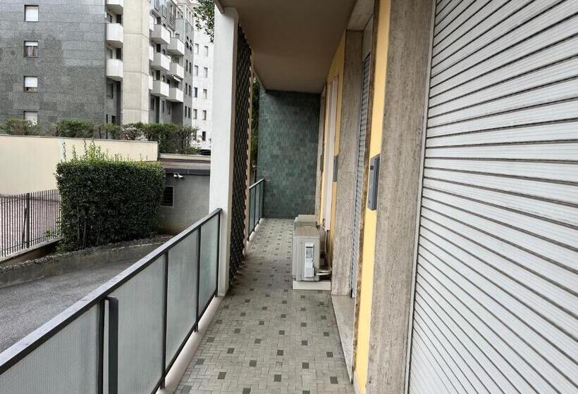 پانسیون Bergamo Automatic Rooms Self Check In