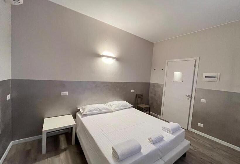 پانسیون Bergamo Automatic Rooms Self Check In