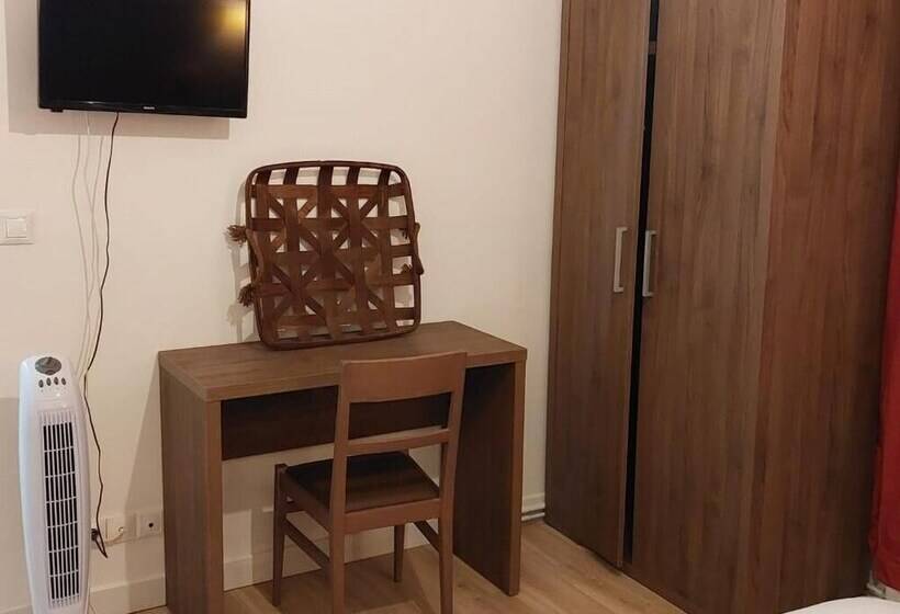 Пансион Happy Land Holliday Residential