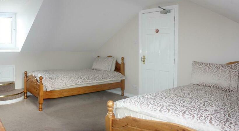 Пансион Lismore House