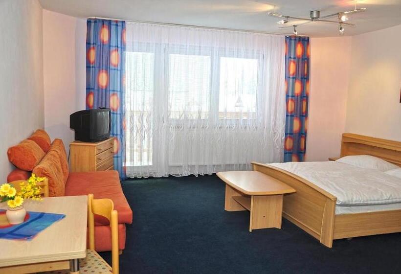 ペンション Penzión Antares