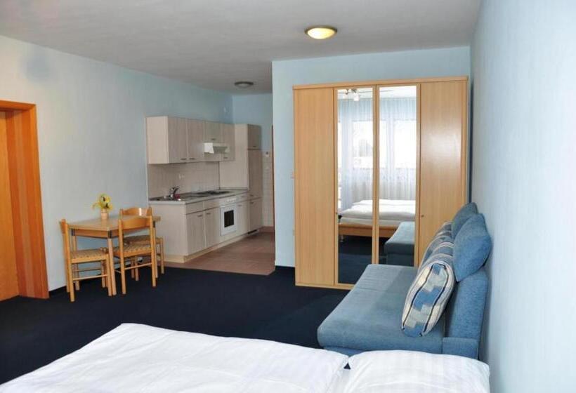 ペンション Penzión Antares