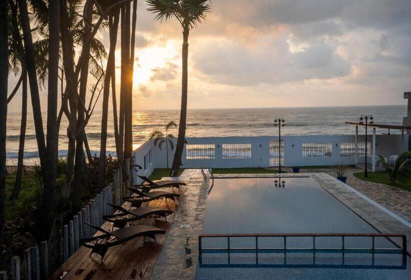 אתר נופש Greek Bay