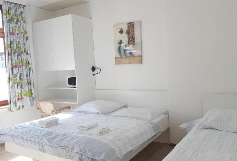 هاستل Aparthotel B & L