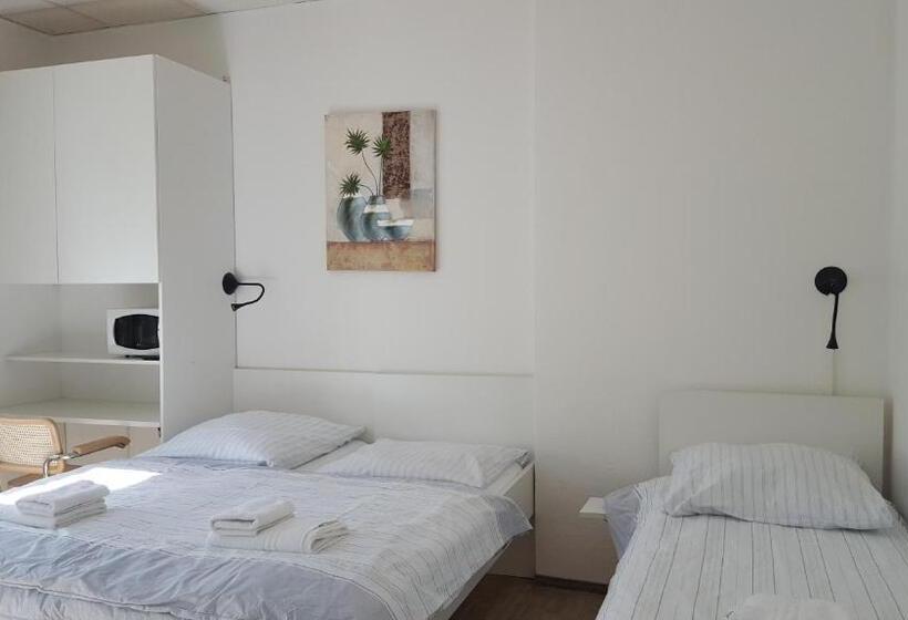 هاستل Aparthotel B & L