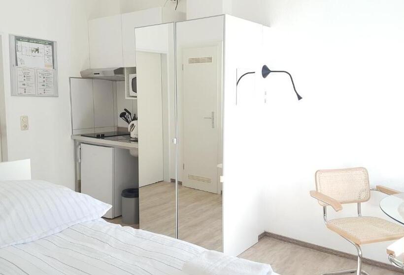 هاستل Aparthotel B & L