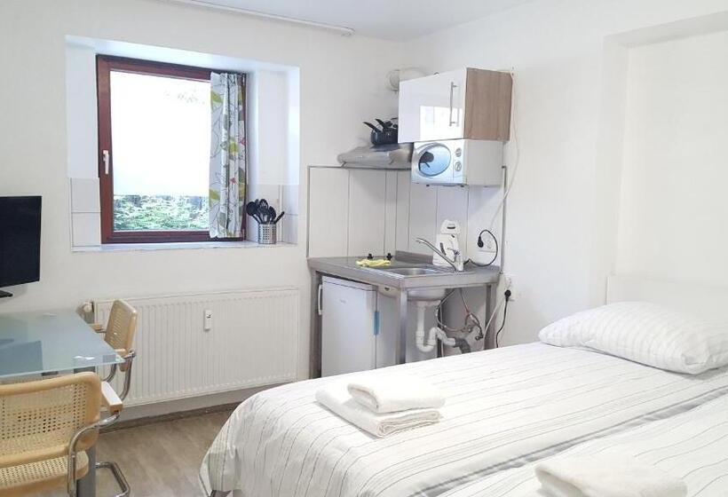 هاستل Aparthotel B & L