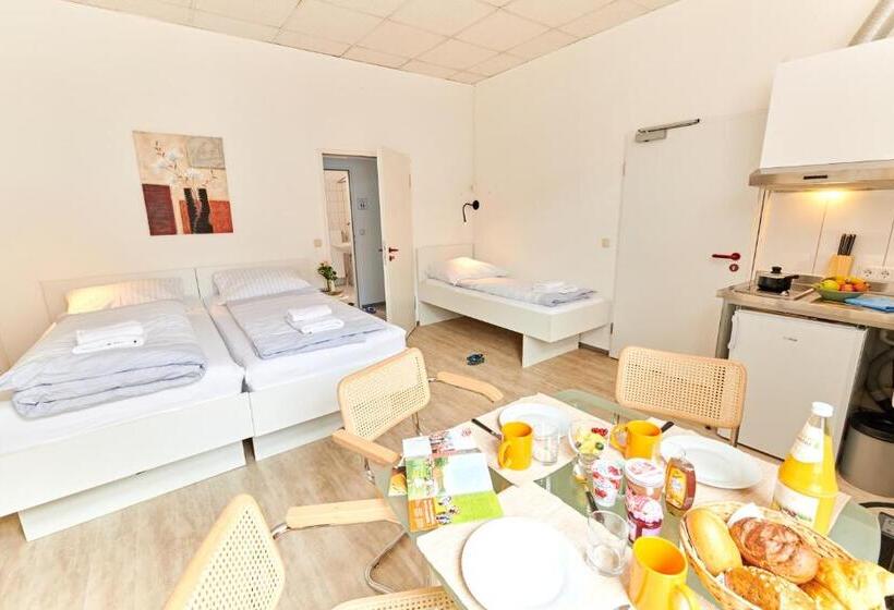 هاستل Aparthotel B & L