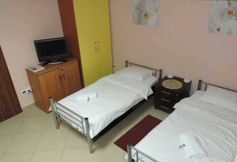 هاستل Monte Carlo Palace Rooms