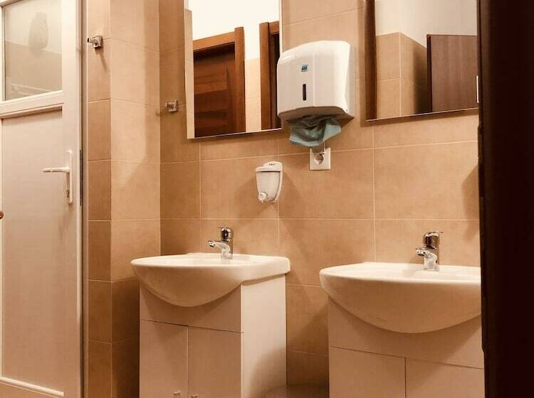 هاستل Monte Carlo Palace Rooms