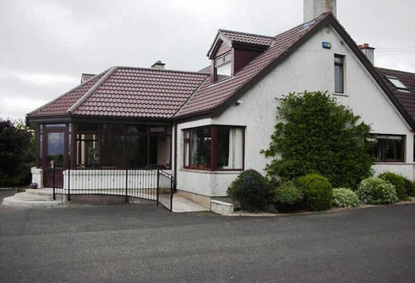 住宿加早餐  Browns Country House