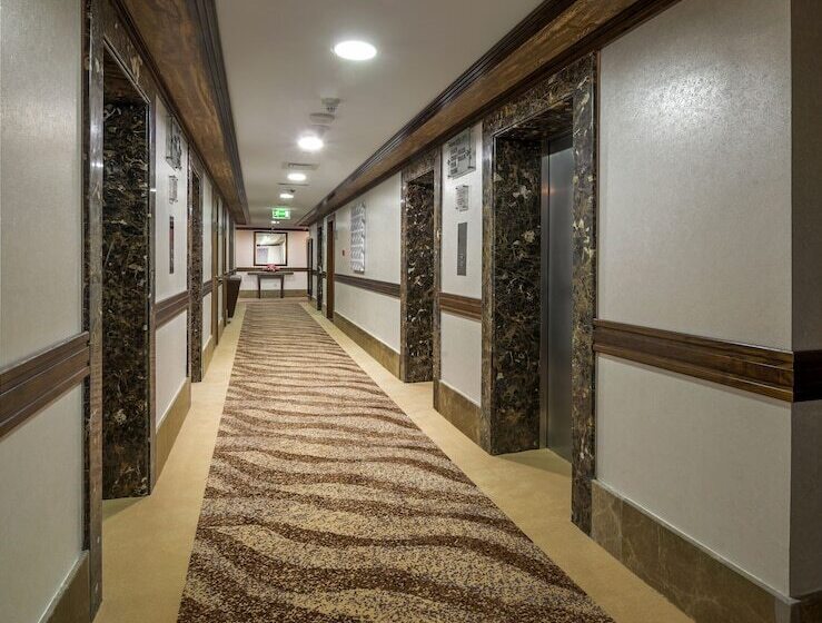 City Premiere Marina Hotel Apartments