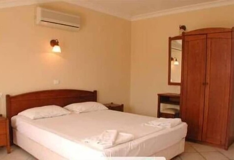 Club Turquoise Apartments