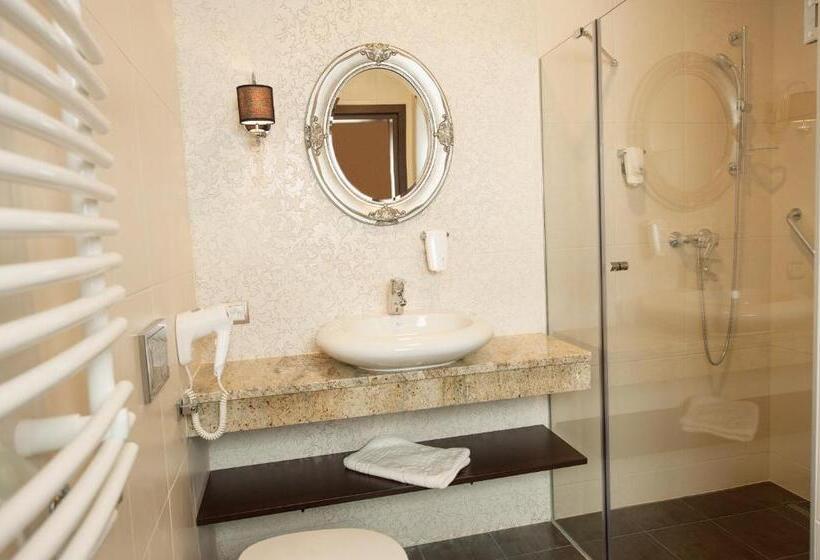 Cottonina Hotel & Mineral Spa Resort