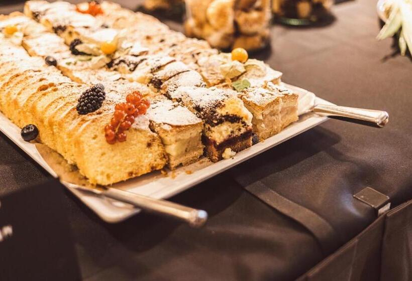 Cottonina Hotel & Mineral Spa Resort