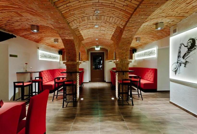 Cottonina Hotel & Mineral Spa Resort