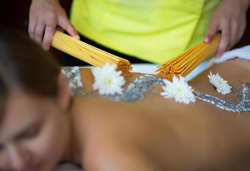 Cottonina Hotel & Mineral Spa Resort