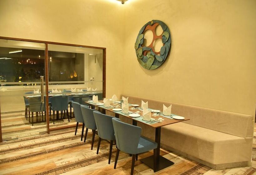 Effotel By Sayaji Vadodara