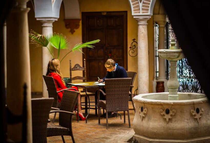 Granados Palacio Hotel Boutique