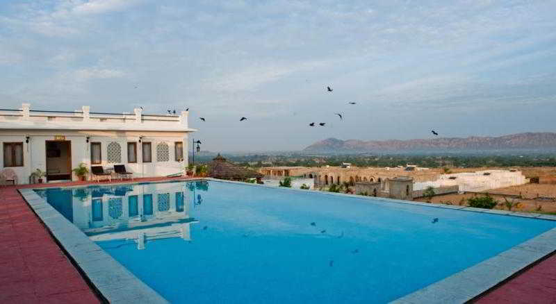 Отель Aaram Baagh