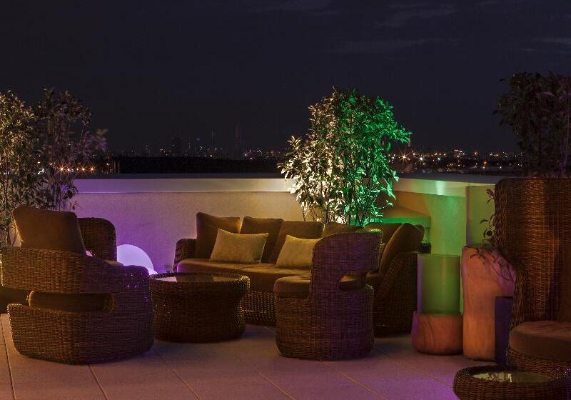 Ac Hotel By Marriott Paris Le Bourget Airport