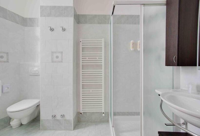 בית מלון כפרי Adler