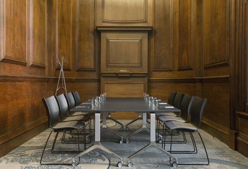 فندق Aloft Liverpool