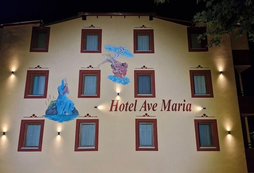 Отель Ave Maria