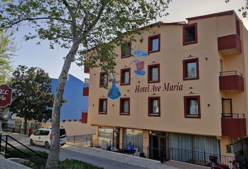 Отель Ave Maria
