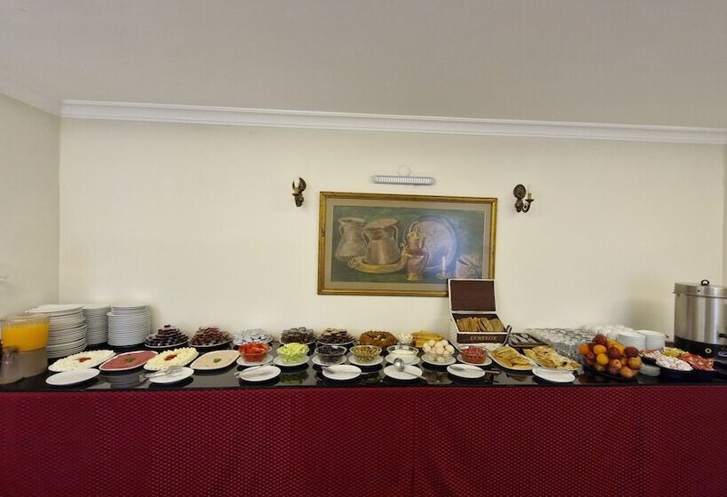 Отель Ave Maria