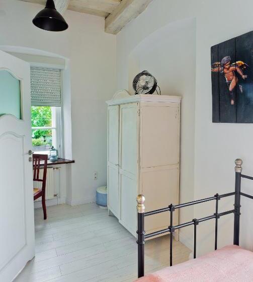 בית מלון כפרי Barokowy Zakątek